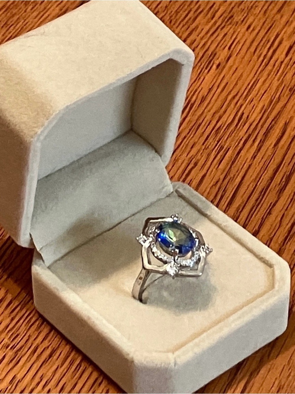 18K White Gold 8CT Blue Mystic Rainbow Topaz Diamond Ring - Picture 6 of 8